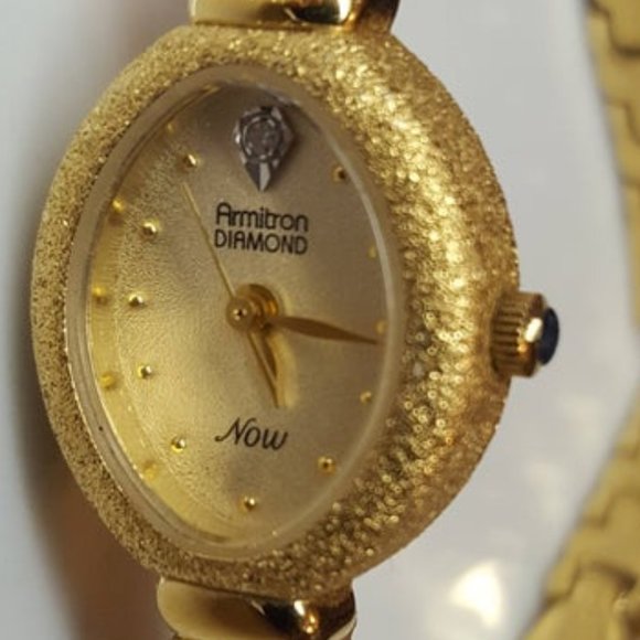 Working Armitron Now Diamond Chip One Jewel - Picture 6 of 8